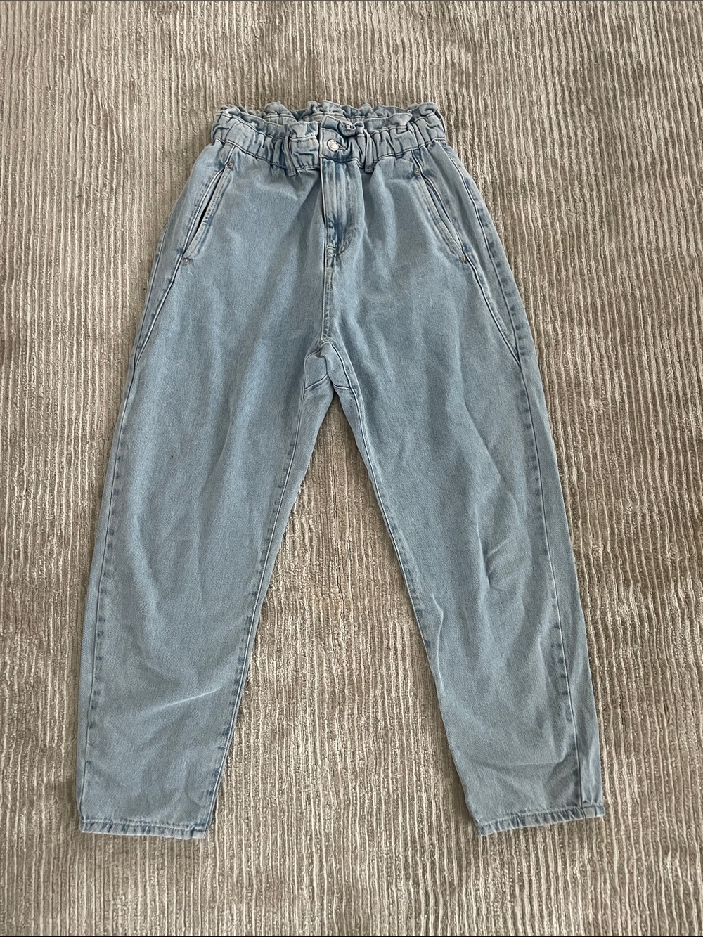 Zara Light Wash Paperbag High-Waist Women’s Jeans